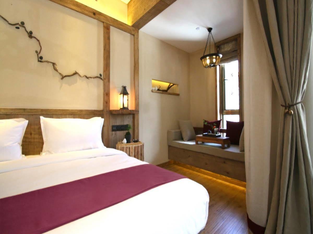 Lux* Tea Horse Road Benzilan Hotel Екстериор снимка