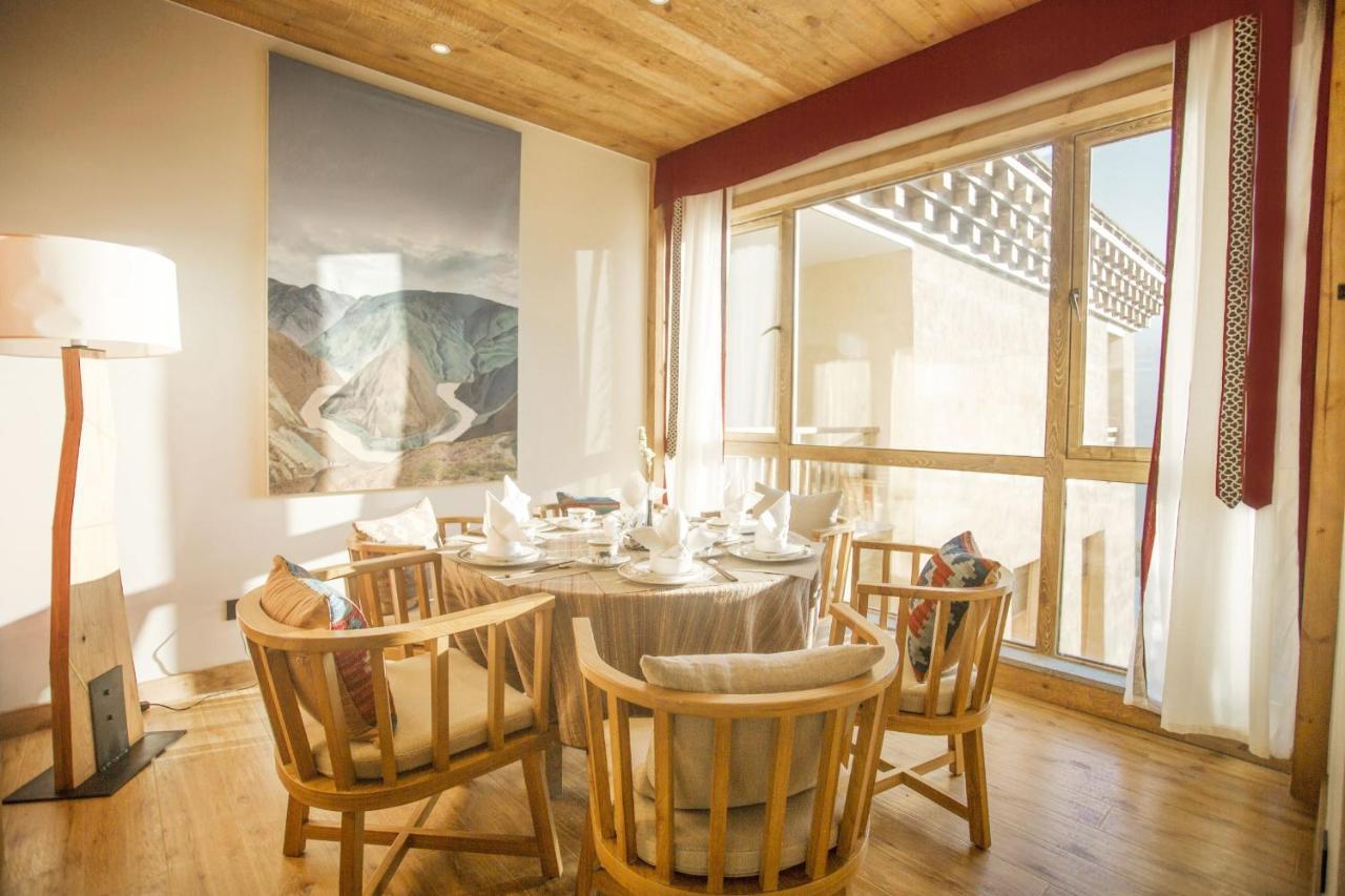 Lux* Tea Horse Road Benzilan Hotel Екстериор снимка