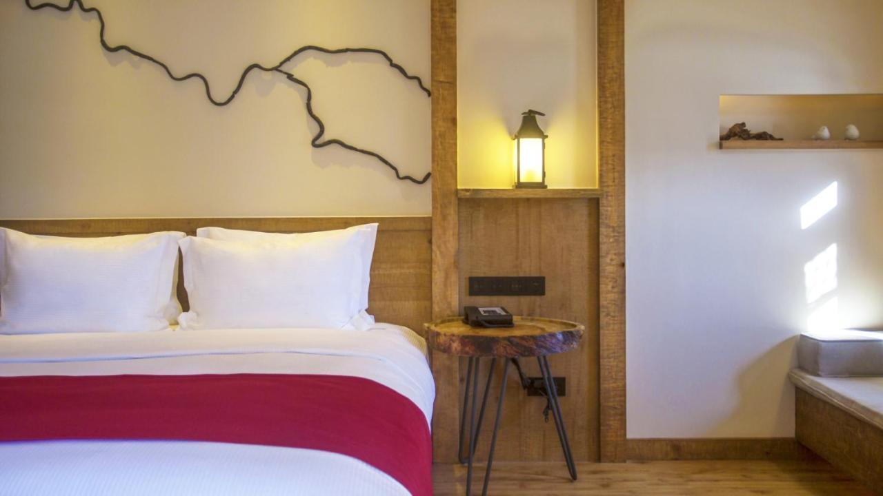 Lux* Tea Horse Road Benzilan Hotel Екстериор снимка