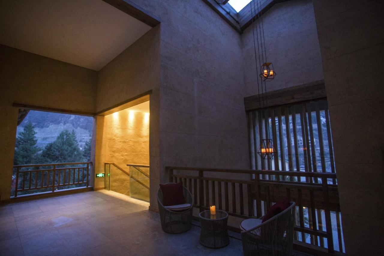 Lux* Tea Horse Road Benzilan Hotel Екстериор снимка