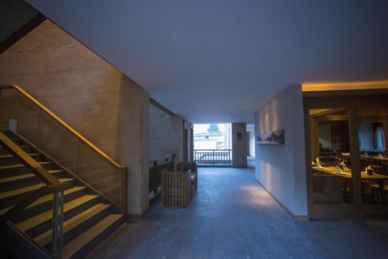 Lux* Tea Horse Road Benzilan Hotel Екстериор снимка
