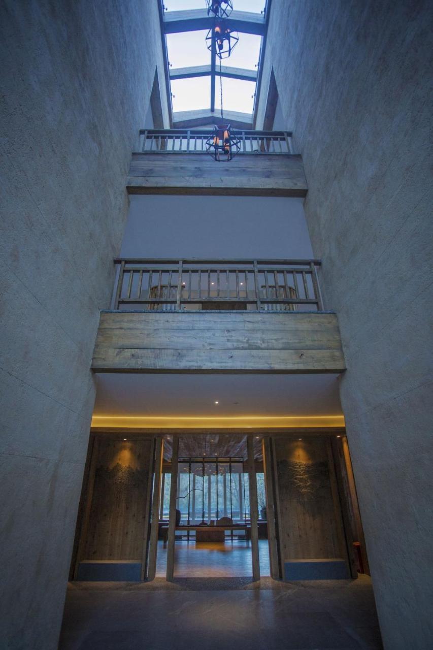 Lux* Tea Horse Road Benzilan Hotel Екстериор снимка