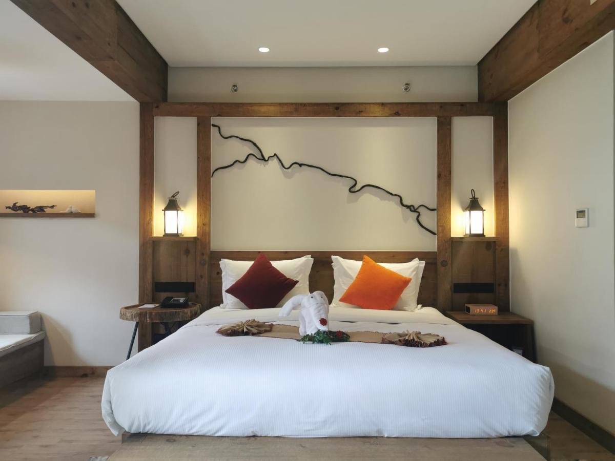Lux* Tea Horse Road Benzilan Hotel Екстериор снимка