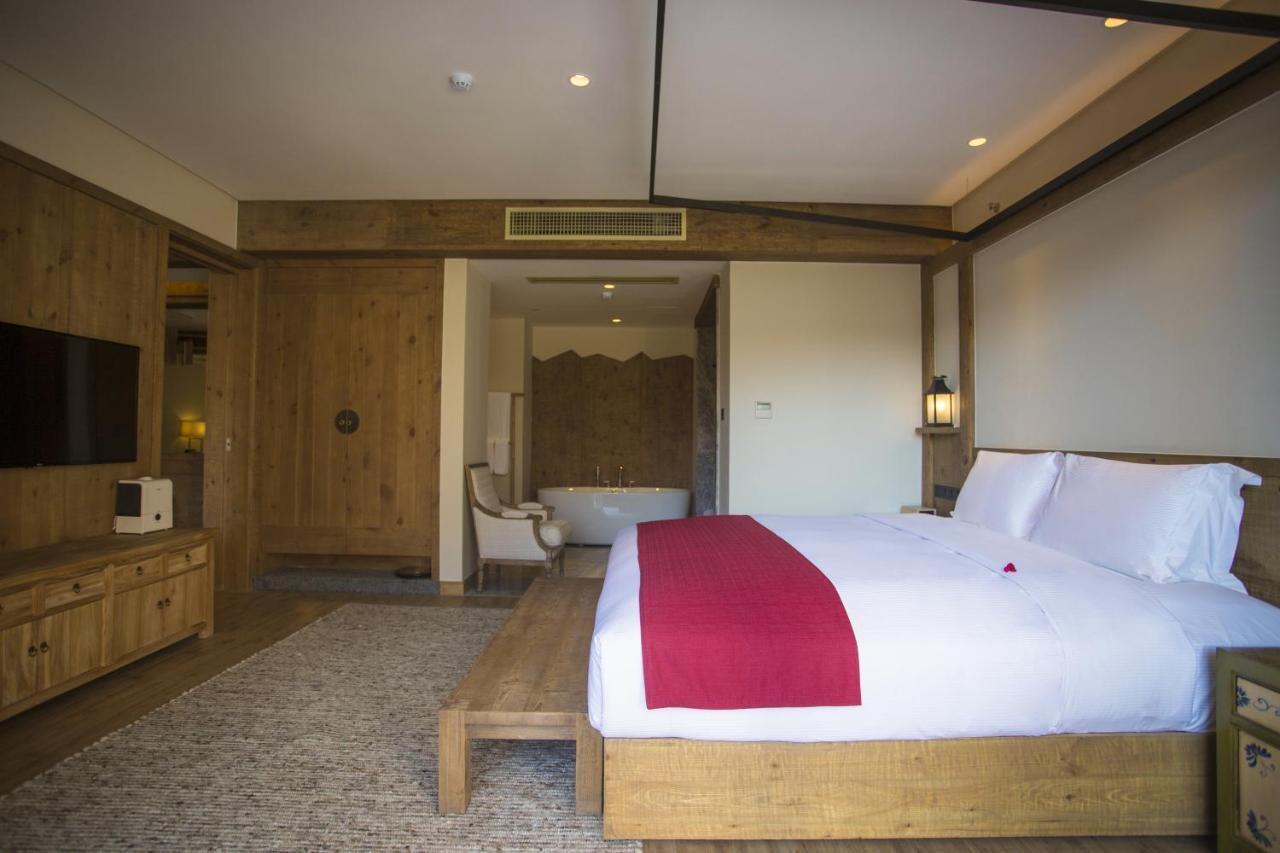 Lux* Tea Horse Road Benzilan Hotel Екстериор снимка